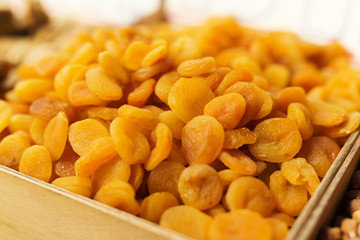 Dry apricots