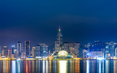 Fototapeta premium Hong Kong at night , view from victoria harbor.