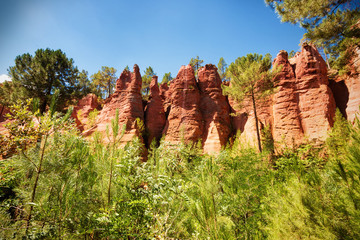 ocher quarries 