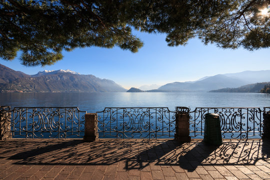 lungolago a Menaggio - lago di Como