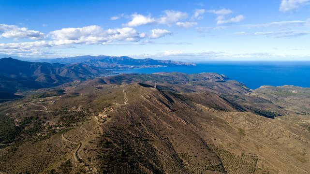 Photo a&eacute;rienne du parc naturel Cap de Creus, pr&egrave;s de Cadaques en Espagne