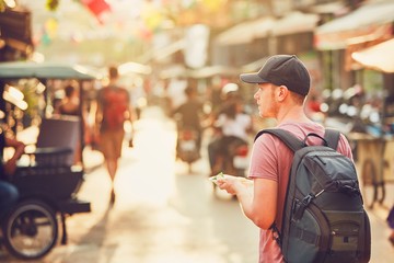 Fototapeta premium Miasto Siem Reap o zachodzie słońca