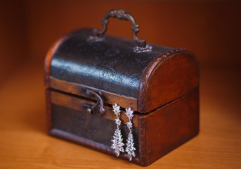 casket with women's treasures