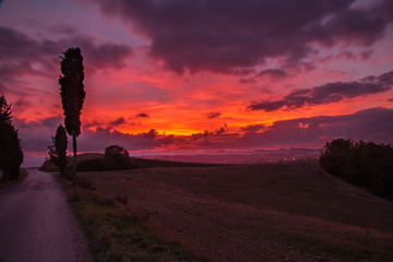 Tramonto sulle colline di Certaldo 