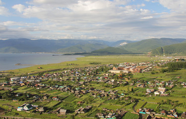The village of lake in the mountains 