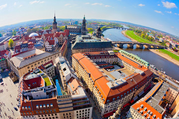Fototapeta na wymiar Panoramablick über Dresden, Deutschland