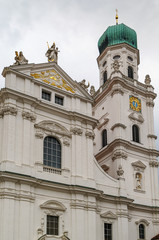 Fototapeta na wymiar St. Stephen's Cathedral, Passau, Germany