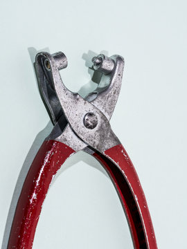 Hole Punch Pliers