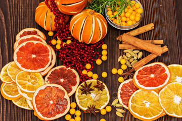 Citrus and spices for hot wine