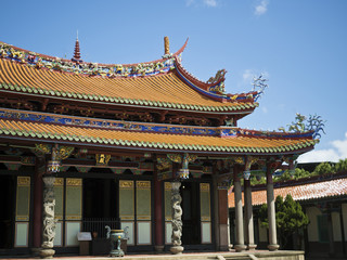 Fototapeta na wymiar chinese temple