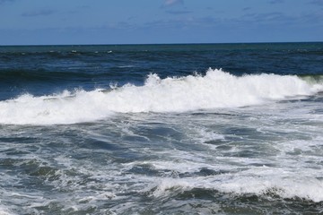 日本海の荒波