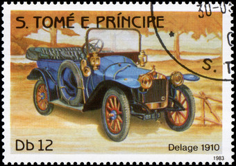 Fototapeta na wymiar Postage stamp, printed in S.Tome e Principe, shows image of the retro car Delage 1910 year of release