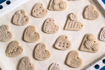 Making souvenirs from salted dough for Valentine's Day. Step 3