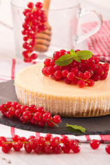 Redcurrant cheesecake. 