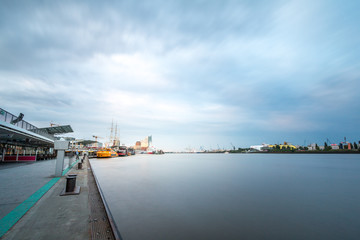 Panorama vom Hamburger Hafen