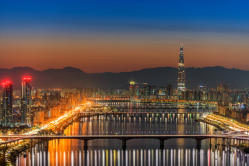 Fototapeta na wymiar Seoul Cityscape of Hangang bridge in korea.