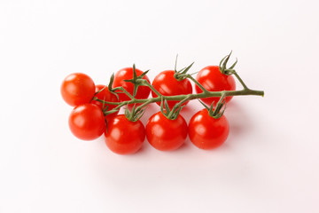 Kirschtomaten als Rispe