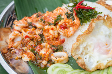 fried rice with basil and shrimp