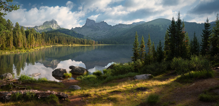 The Lake Svetloe