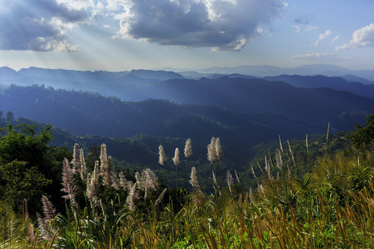 Beautiful scenery at Kiew Lom Viewpoint with sunray in Mae Hong Son Province , Thailand