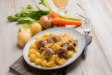 veal stew with potatoes