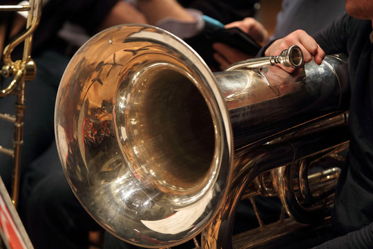 Tuba