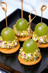 Cottage cheese cushions with grapes