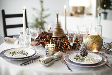 Table setting for christmas dinner