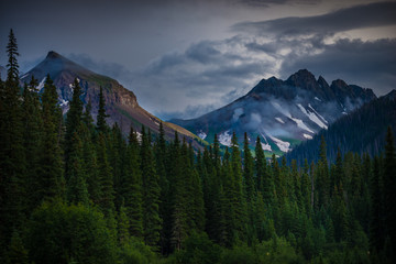 Obraz premium San Juan Mountains near Silver Jack reservoir