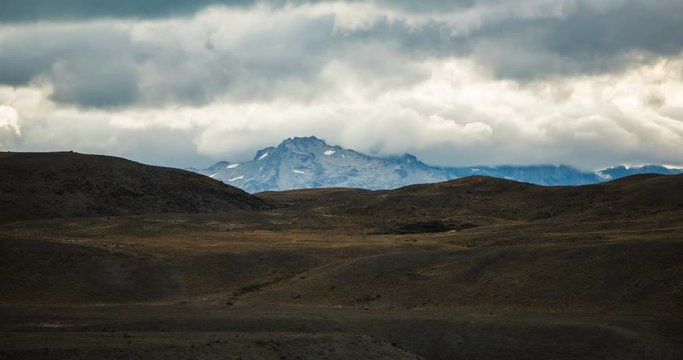 NEW ZEALAND – MARCH 2016 : Timelapse of mountain with beautiful landscape and clouds in view