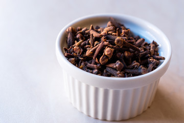 Raw Organic Brown Dried Cloves Ready to Use