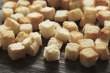 Croutons grain background