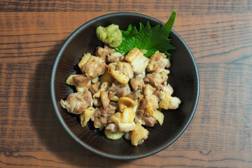 地鶏の炭火焼