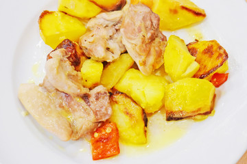 roast chicken with potatoes