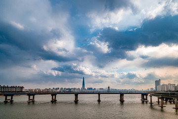 Fototapeta premium Landscape of Han River in Seoul.