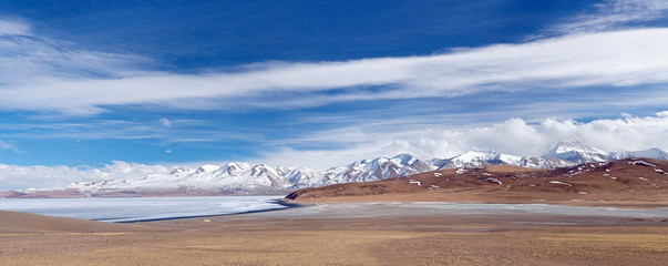 Naklejka premium Panorama of Manasarovar lake and Gurla Mandhata Mount in Western Tibet, China