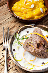 Stew meat with spice