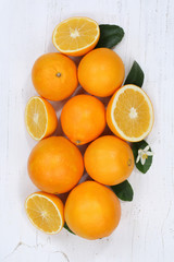 Orangen Orange Früchte Hochformat von oben