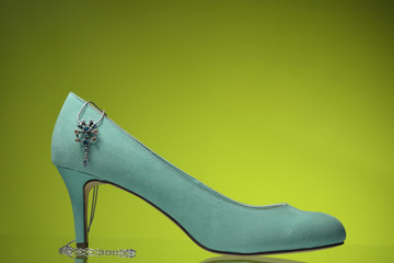 Women's shoes and bijouterie