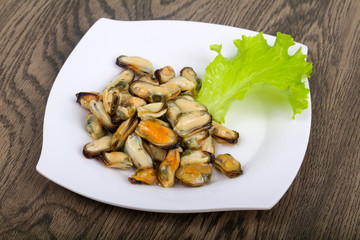 Pickled mussels