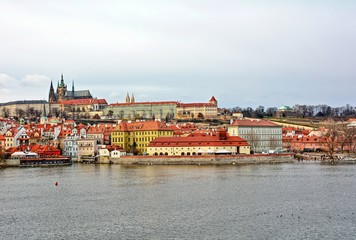 Obraz premium View of the Prague Castle panorama and Vltava river.