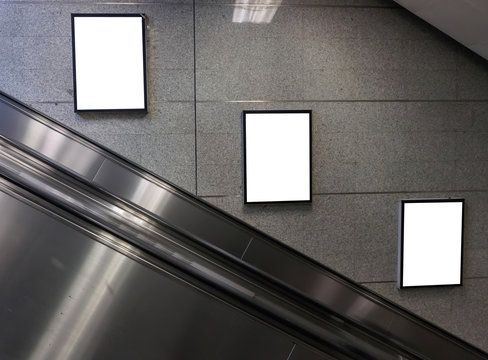 Download 1 276 Best Escalator Mockup Images Stock Photos Vectors Adobe Stock