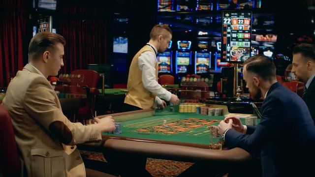 Dealer paying to a player in a casino