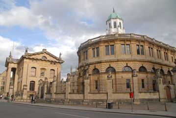 Fototapeta na wymiar Sheldonian Theatre and Clarendon Building at Broad Street, Oxford