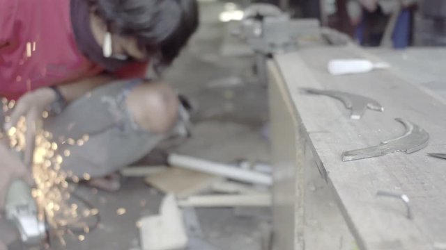 knife maker