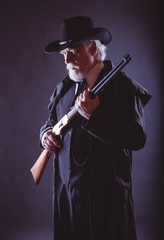 Fototapeta premium Alter Revolverheld Cowboy
