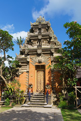 バリ ウブド王宮 門 BALI Ubud royal palace  gate