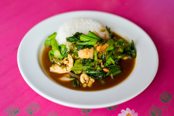 Thai chicken slices with kale