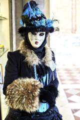 Obraz na płótnie Canvas Venice carnival 2017. Venetian Carnival Costume. Venetian Carnival Mask. Venice, Italy. Venetian blue carnival costume.