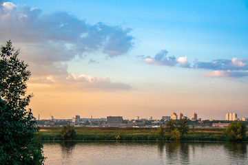 Вид на Тушинский аэродром в Москве летом 2007